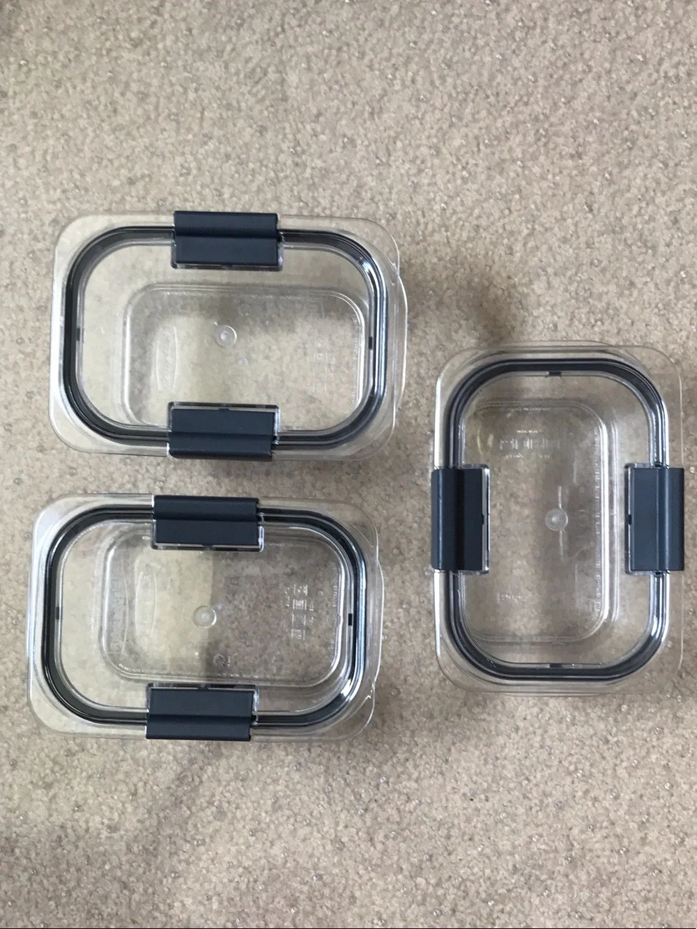 Rubbermaid Clear Containers